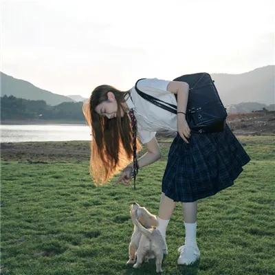 火山少女的爱愁